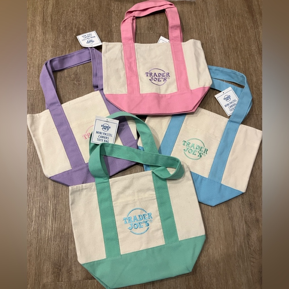 (4) Trader Joe’s canvas spring mini totes NWT